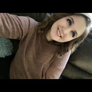 Meet your Posher, Annie